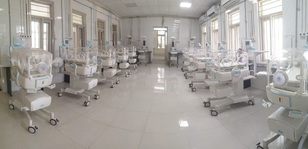 Incubator neonatal de terapie intensivă INC 200 – Phoenix Medical Systems – vedere 3